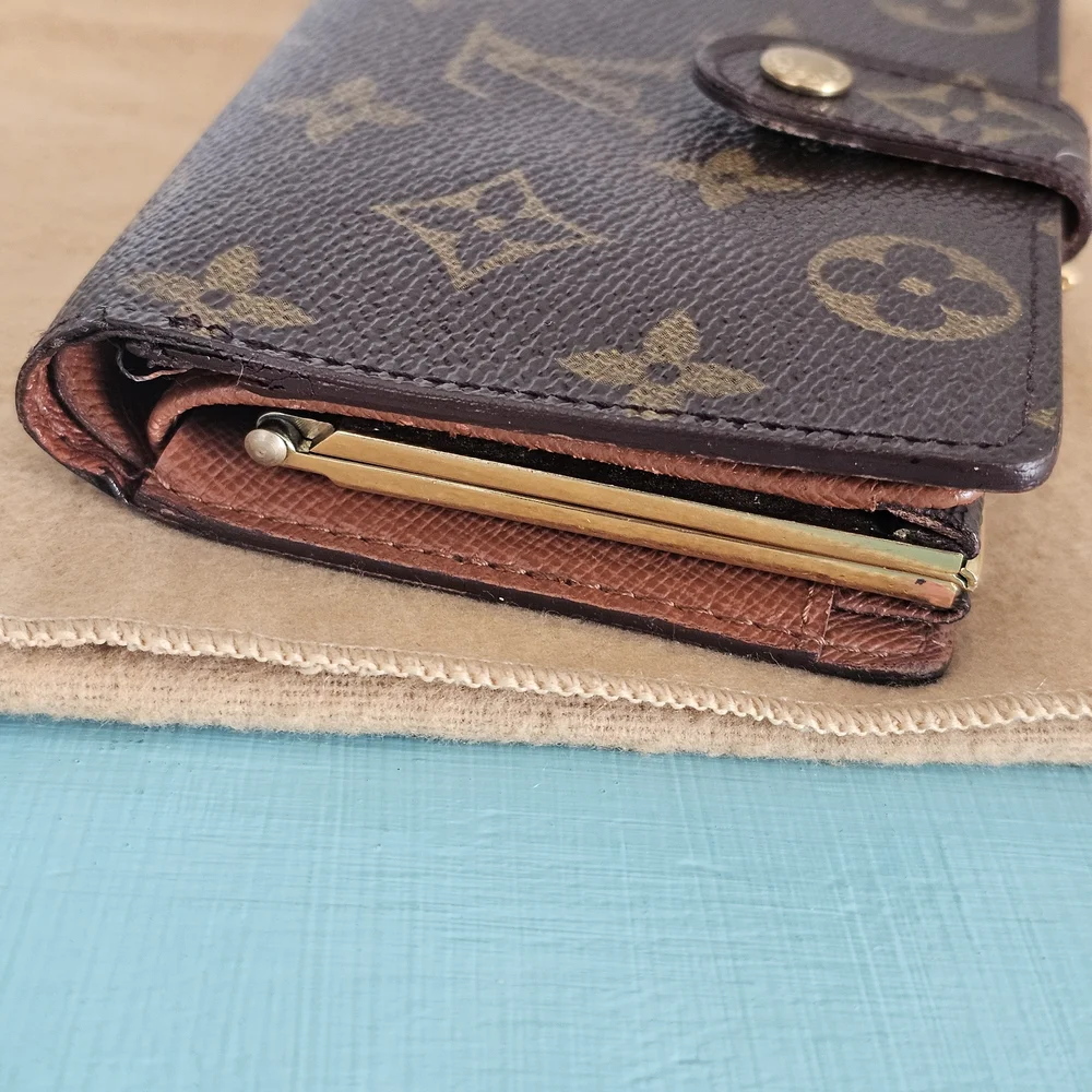 Louis Vuitton Monogram Portefeuille Viennois Wallet - Picture 10 of 12